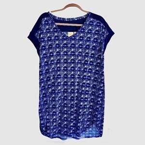Blue and white tunic, Chico’s size 2 (12-14 misses).